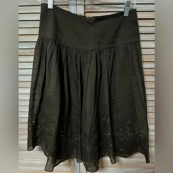 Express Brown Skirt with sequin detailing.  Size 2. - Picture 2 of 4